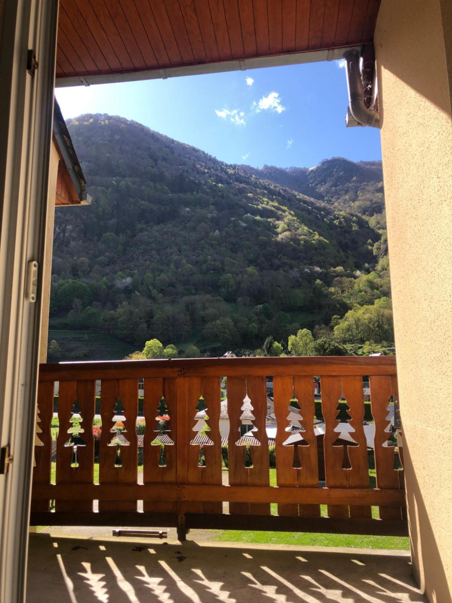 Appart T 3 Bagneres-De-Luchon Vue Montagne - Piscine Mi Juin 外观 照片